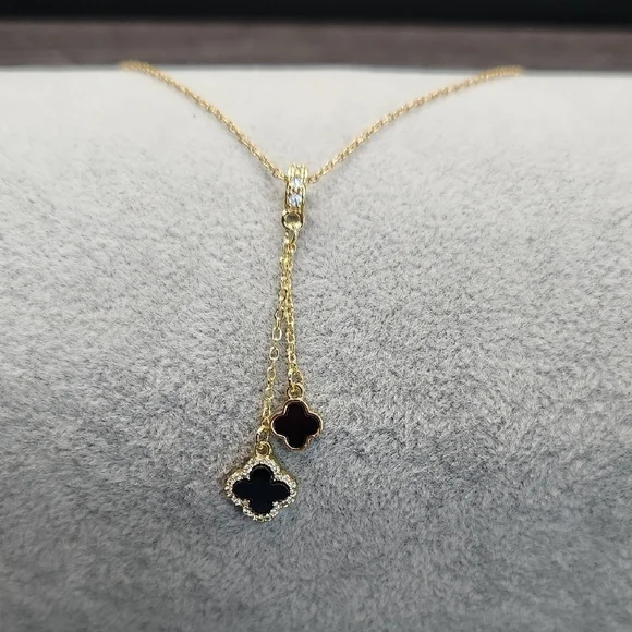 18k Gold Plated Stainless Steel Y-Shaped Black Clover Charm Necklace, Zircons - Picture 9 of 10